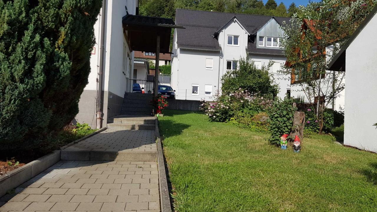 Ferienwohnung Schwarz Gasseldorf Exterior foto